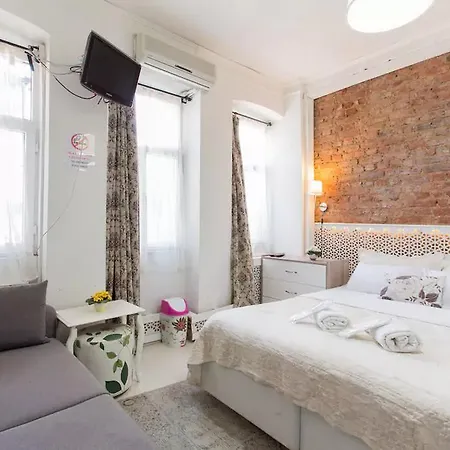 Taksim Apart Harbiye Apartment *
